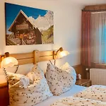 Unerzhuberhof Apartman *